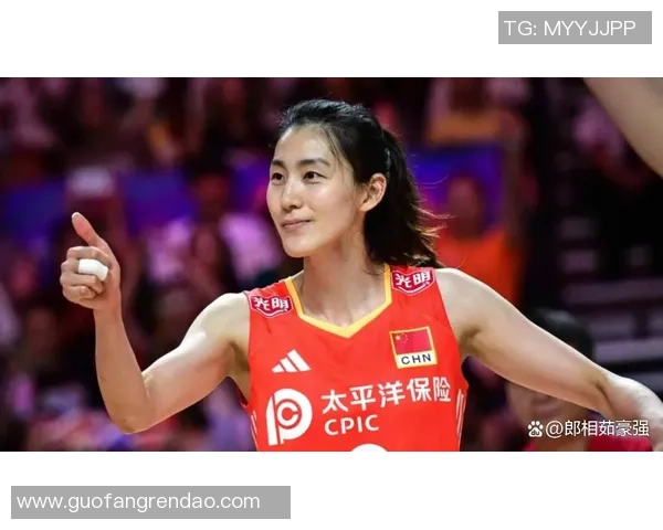上海女排全员反击，边攻太弱能否获得四强？一潜力二传官宣退役